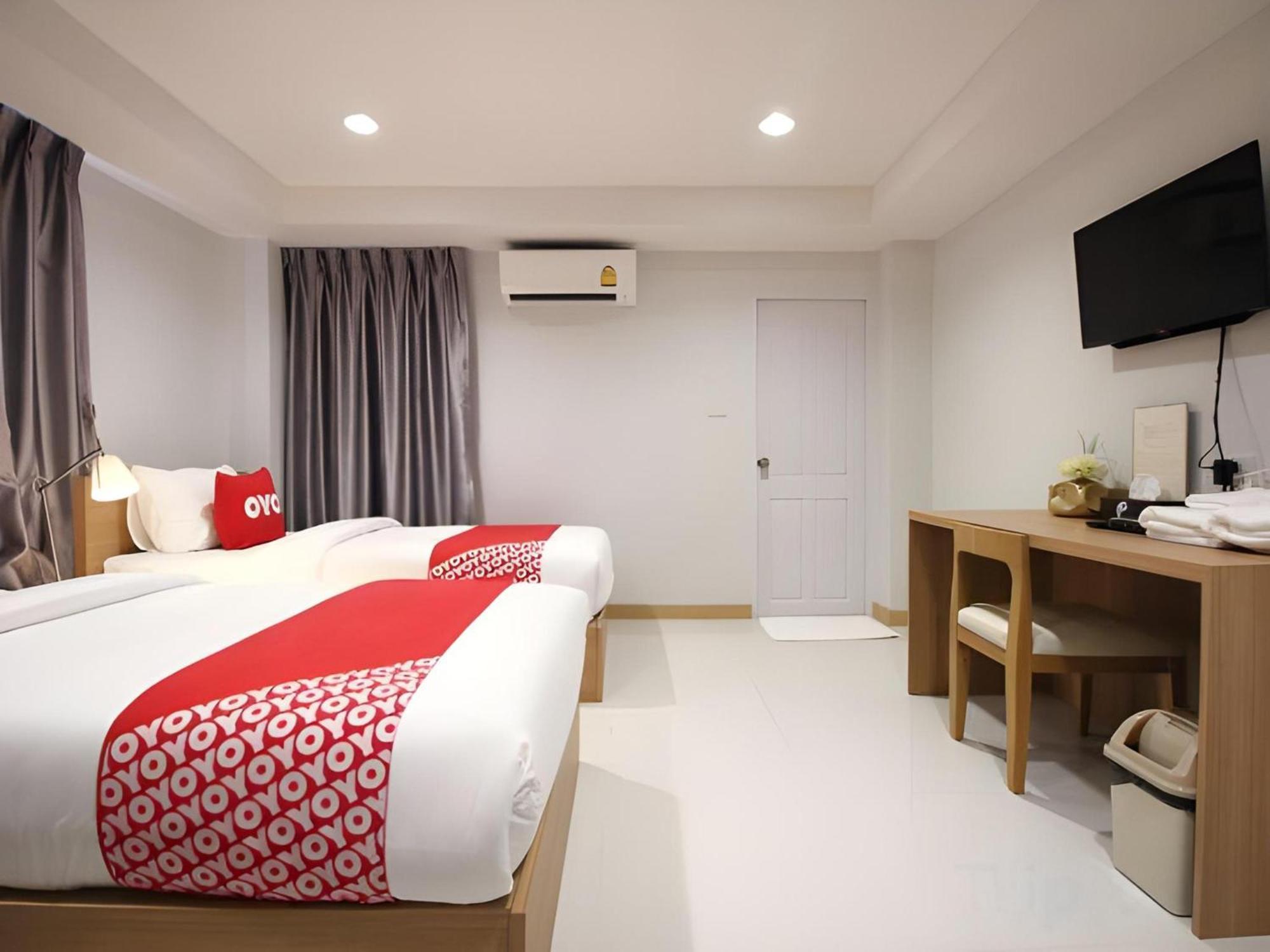 Super Oyo 483 Pannee Hotel Khaosan Bangkok Eksteriør billede