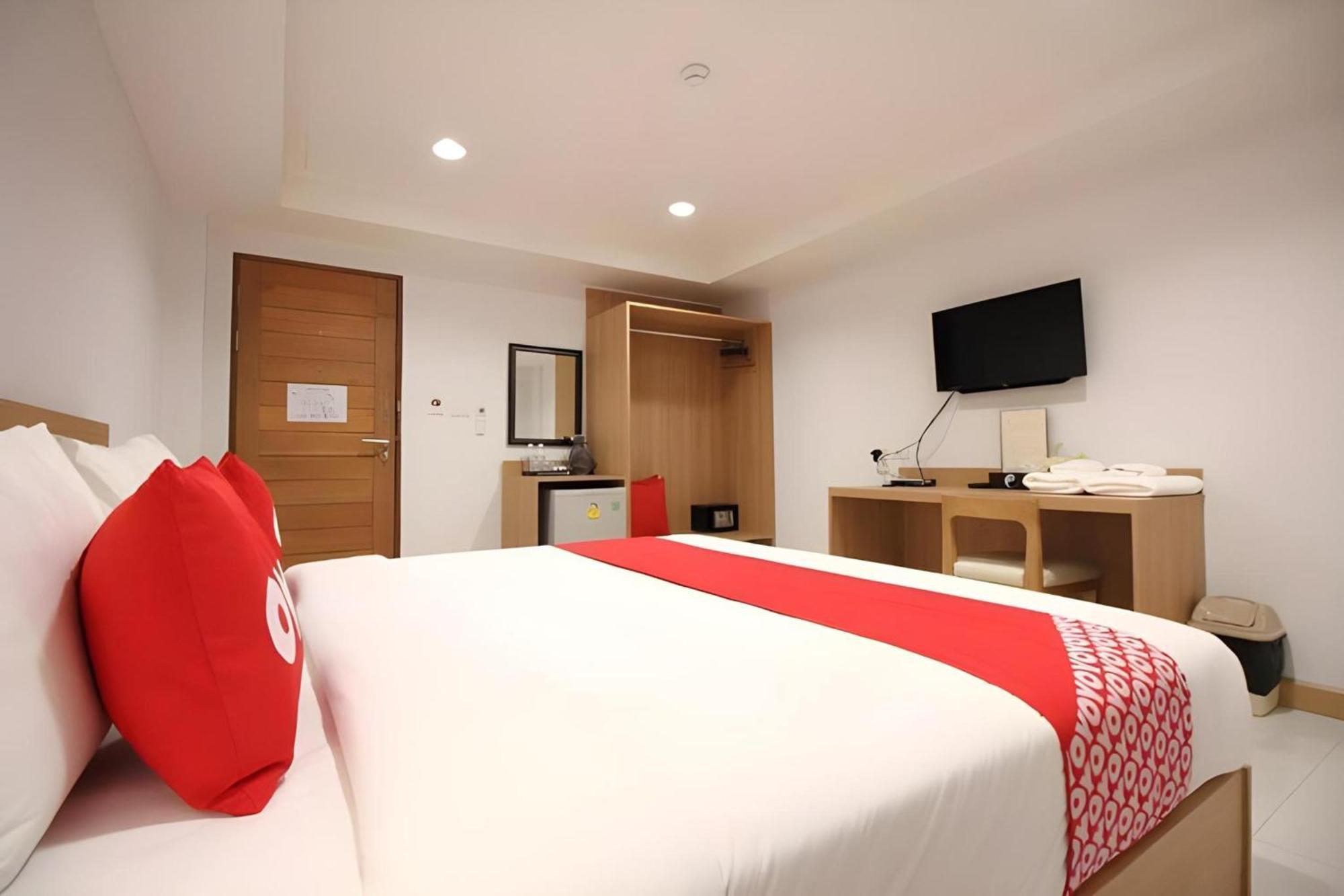Super Oyo 483 Pannee Hotel Khaosan Bangkok Eksteriør billede