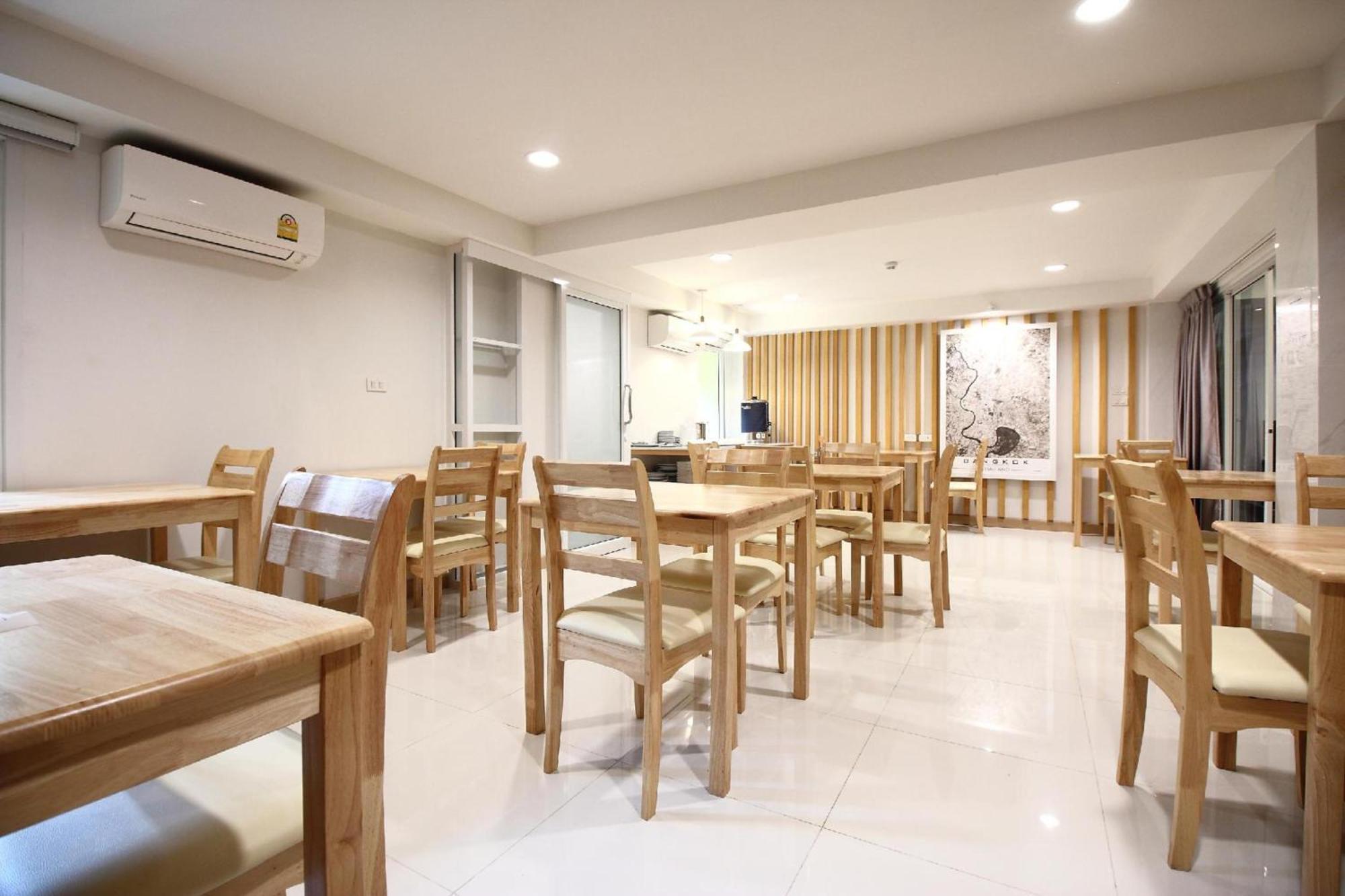 Super Oyo 483 Pannee Hotel Khaosan Bangkok Eksteriør billede